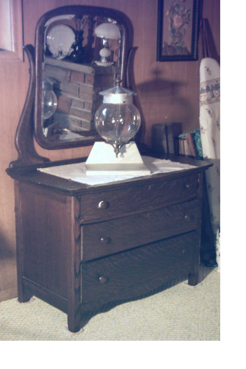 Dresser.JPG (61546 bytes)